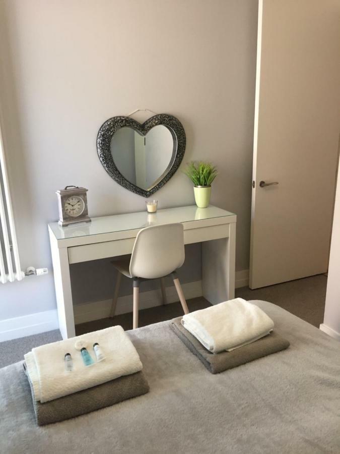 Highcross Deluxe Apartment Leicester Bagian luar foto