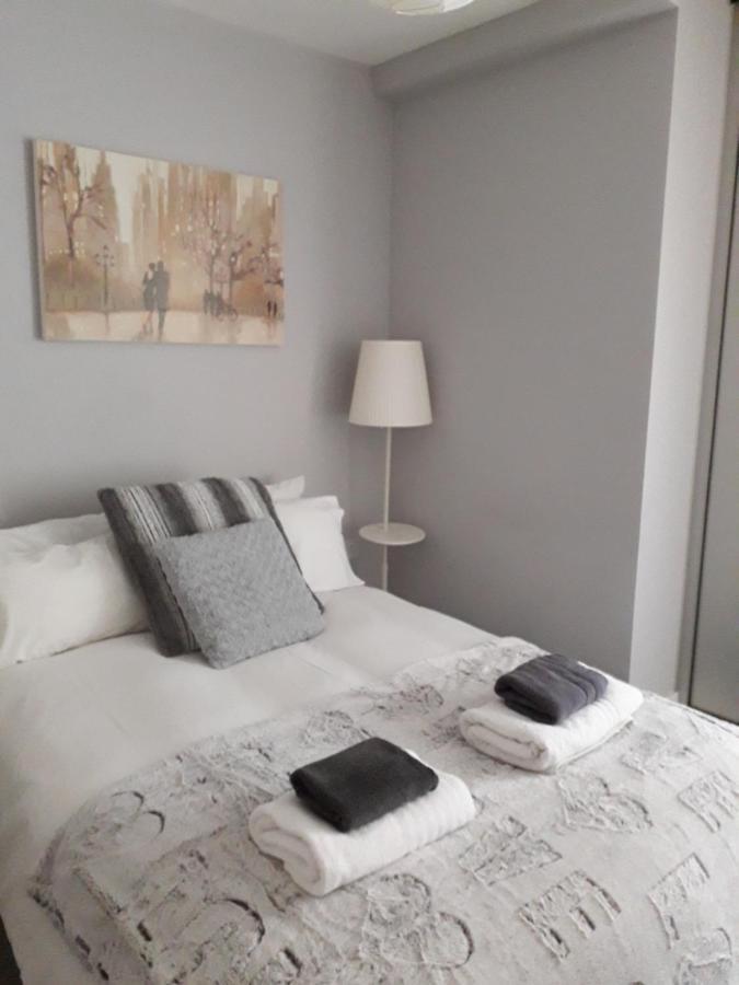 Highcross Deluxe Apartment Leicester Bagian luar foto